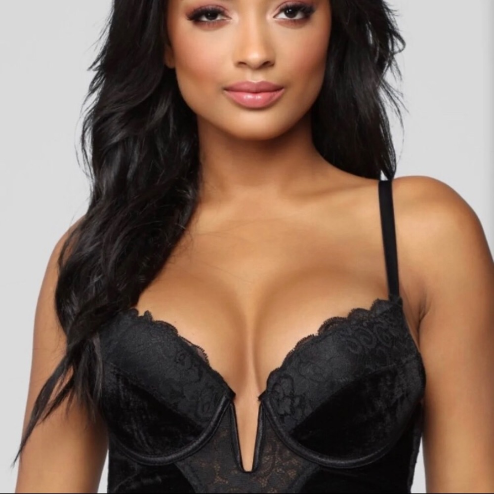 Black Push Up Bra